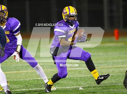 Thumbnail 3 in Warren vs. Lynwood photogallery.