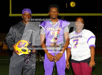 Thumbnail 1 in Warren vs. Lynwood photogallery.