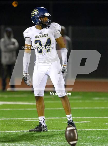 Thumbnail 1 in Warren vs. Lynwood photogallery.