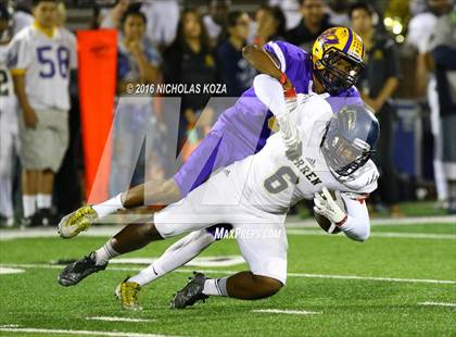 Thumbnail 1 in Warren vs. Lynwood photogallery.
