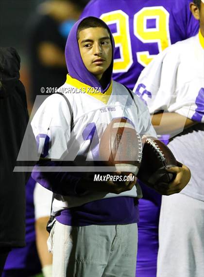 Thumbnail 3 in Warren vs. Lynwood photogallery.