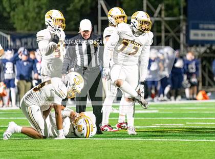 Thumbnail 1 in Simi Valley vs. Loyola photogallery.