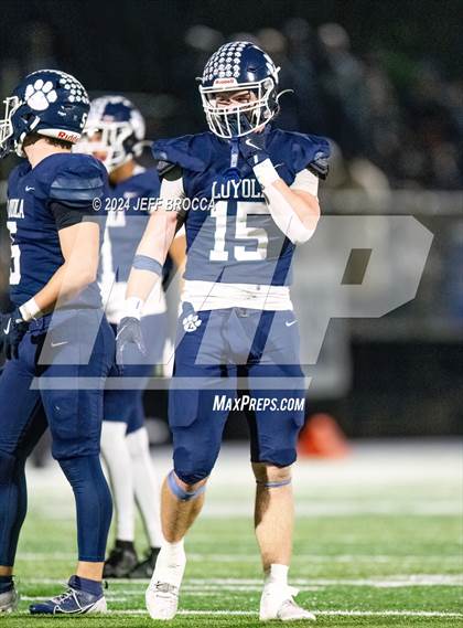 Thumbnail 1 in Simi Valley vs. Loyola photogallery.
