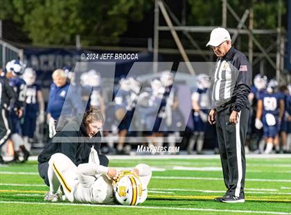 Thumbnail 2 in Simi Valley vs. Loyola photogallery.