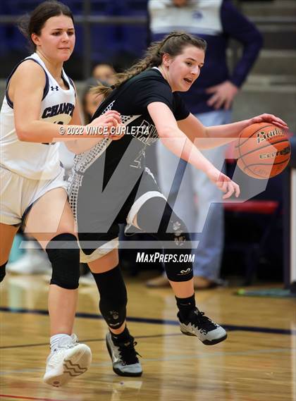 Thumbnail 3 in San Marcos HomeSchool vs. Boerne-Champion (Wimberley Hoopfest) photogallery.