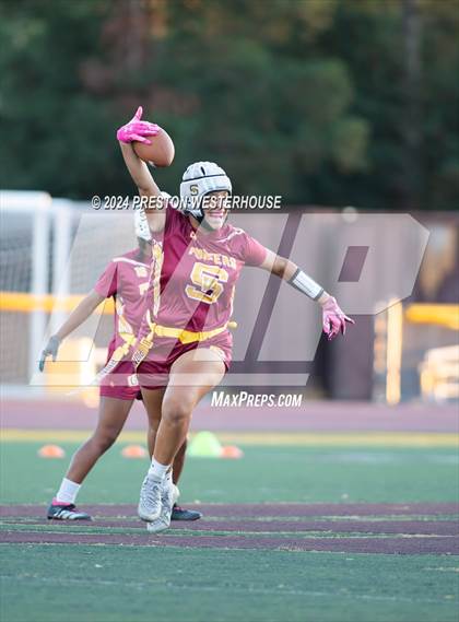 Thumbnail 1 in Buena @ Simi Valley photogallery.
