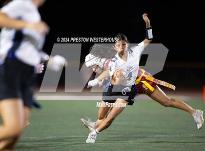 Thumbnail 3 in Buena @ Simi Valley photogallery.