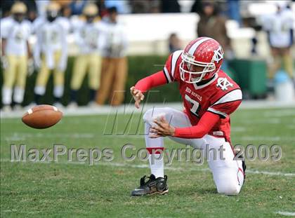 Thumbnail 2 in Reidsville vs. Newton-Conover (NCHSAA 2AA Final) photogallery.