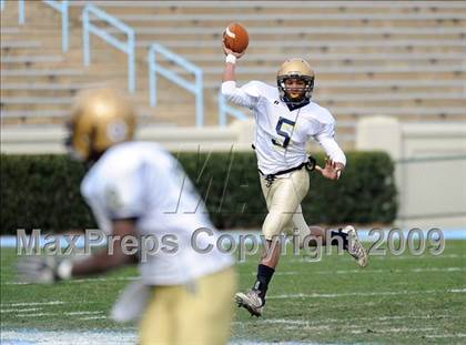 Thumbnail 3 in Reidsville vs. Newton-Conover (NCHSAA 2AA Final) photogallery.