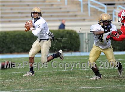 Thumbnail 2 in Reidsville vs. Newton-Conover (NCHSAA 2AA Final) photogallery.