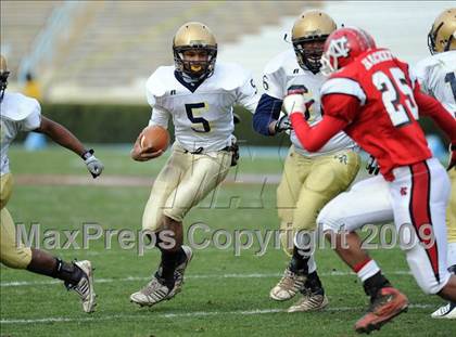 Thumbnail 3 in Reidsville vs. Newton-Conover (NCHSAA 2AA Final) photogallery.