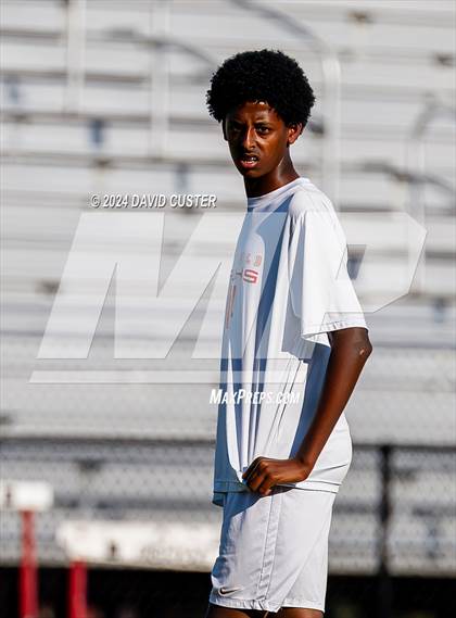 Thumbnail 1 in Hayfield @ Oakton photogallery.