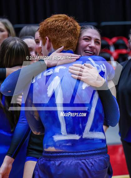 Thumbnail 2 in Bellville vs. Decatur (UIL 4A Volleyball Division I Final) photogallery.