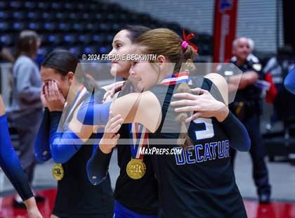 Thumbnail 2 in Bellville vs. Decatur (UIL 4A Volleyball Division I Final) photogallery.