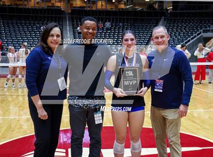 Thumbnail 1 in Bellville vs. Decatur (UIL 4A Volleyball Division I Final) photogallery.