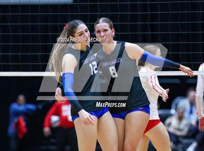 Thumbnail 3 in Bellville vs. Decatur (UIL 4A Volleyball Division I Final) photogallery.