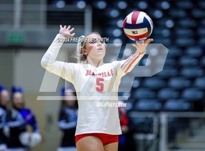 Thumbnail 1 in Bellville vs. Decatur (UIL 4A Volleyball Division I Final) photogallery.