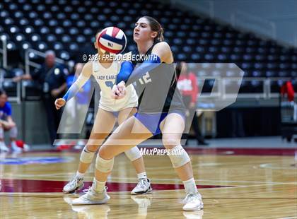 Thumbnail 1 in Bellville vs. Decatur (UIL 4A Volleyball Division I Final) photogallery.