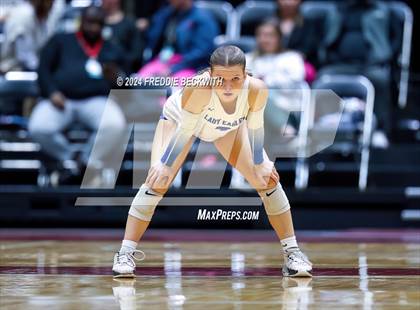 Thumbnail 3 in Bellville vs. Decatur (UIL 4A Volleyball Division I Final) photogallery.