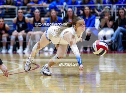 Thumbnail 2 in Bellville vs. Decatur (UIL 4A Volleyball Division I Final) photogallery.