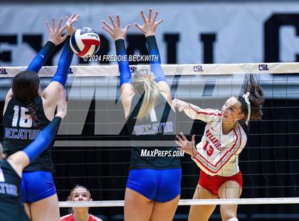 Thumbnail 2 in Bellville vs. Decatur (UIL 4A Volleyball Division I Final) photogallery.