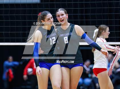 Thumbnail 1 in Bellville vs. Decatur (UIL 4A Volleyball Division I Final) photogallery.