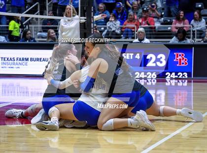 Thumbnail 1 in Bellville vs. Decatur (UIL 4A Volleyball Division I Final) photogallery.