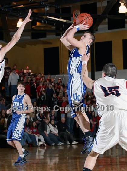 Thumbnail 1 in Sullivan East vs Unicoi County (Region 1 AA Finals) photogallery.