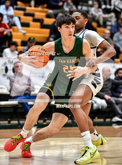 Thumbnail 3 in San Ramon Valley vs. Roosevelt (Damien Classic) photogallery.