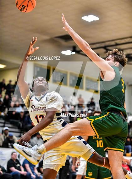 Thumbnail 2 in San Ramon Valley vs. Roosevelt (Damien Classic) photogallery.