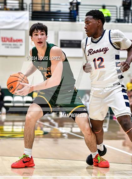 Thumbnail 3 in San Ramon Valley vs. Roosevelt (Damien Classic) photogallery.