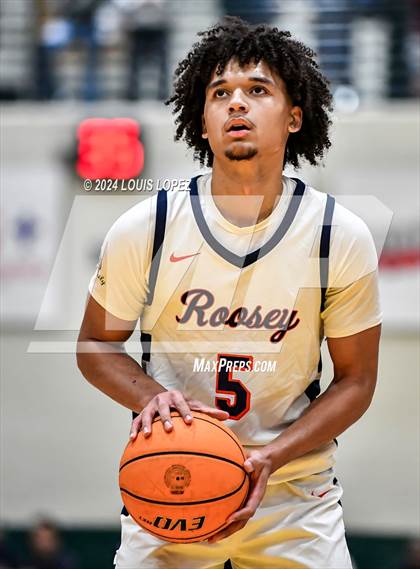 Thumbnail 2 in San Ramon Valley vs. Roosevelt (Damien Classic) photogallery.