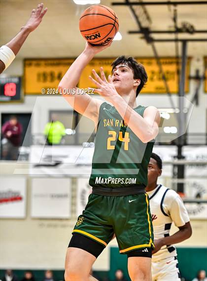 Thumbnail 2 in San Ramon Valley vs. Roosevelt (Damien Classic) photogallery.