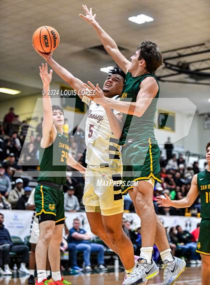 Thumbnail 2 in San Ramon Valley vs. Roosevelt (Damien Classic) photogallery.