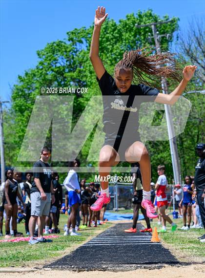 Thumbnail 3 in 5A East Conference Track Meet @ Mountain Home photogallery.