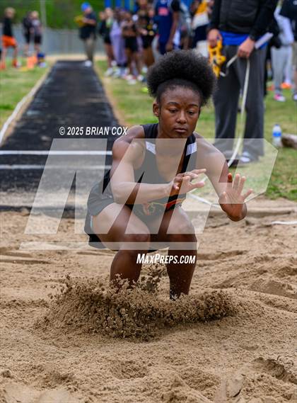 Thumbnail 1 in 5A East Conference Track Meet @ Mountain Home photogallery.