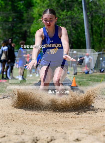 Thumbnail 1 in 5A East Conference Track Meet @ Mountain Home photogallery.