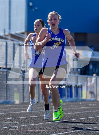 Thumbnail 2 in 5A East Conference Track Meet @ Mountain Home photogallery.
