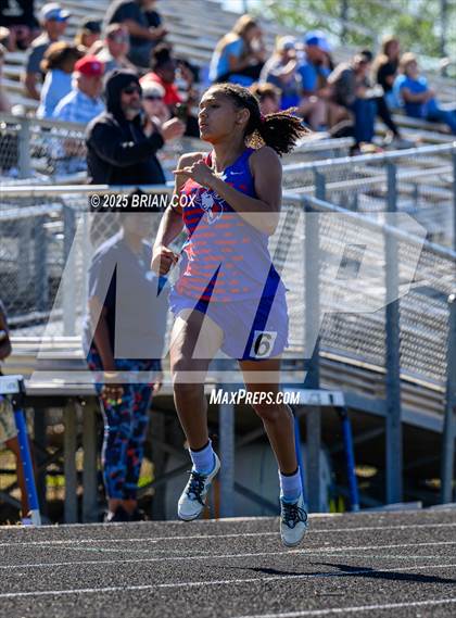Thumbnail 3 in 5A East Conference Track Meet @ Mountain Home photogallery.