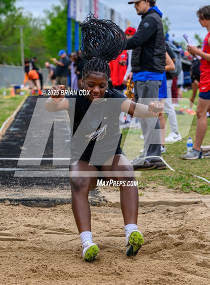 Thumbnail 2 in 5A East Conference Track Meet @ Mountain Home photogallery.