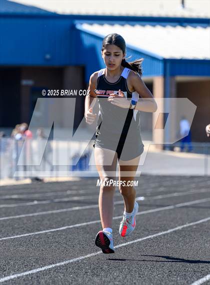 Thumbnail 2 in 5A East Conference Track Meet @ Mountain Home photogallery.