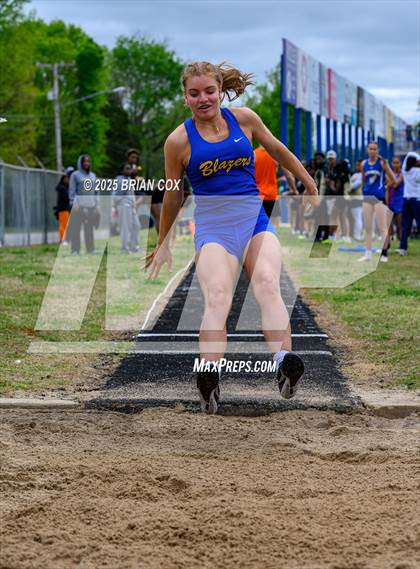 Thumbnail 1 in 5A East Conference Track Meet @ Mountain Home photogallery.