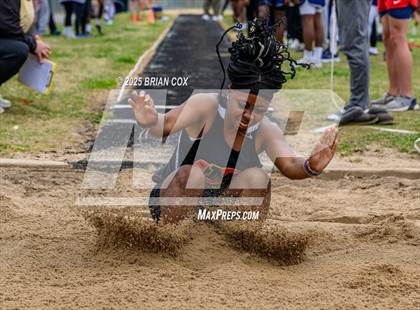 Thumbnail 2 in 5A East Conference Track Meet @ Mountain Home photogallery.