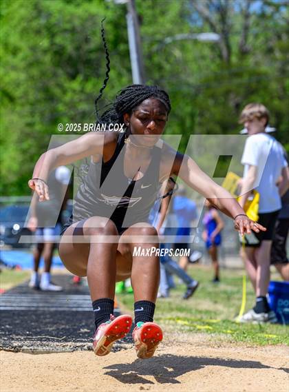 Thumbnail 1 in 5A East Conference Track Meet @ Mountain Home photogallery.