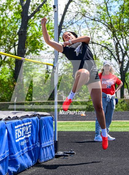 Thumbnail 1 in 5A East Conference Track Meet @ Mountain Home photogallery.