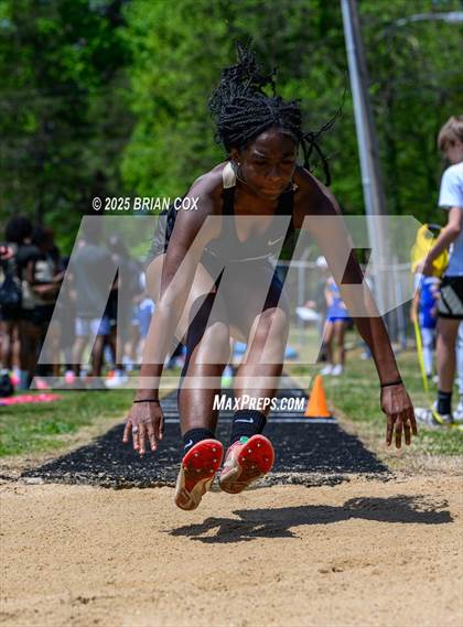 Thumbnail 3 in 5A East Conference Track Meet @ Mountain Home photogallery.