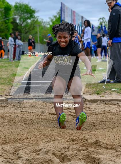 Thumbnail 3 in 5A East Conference Track Meet @ Mountain Home photogallery.