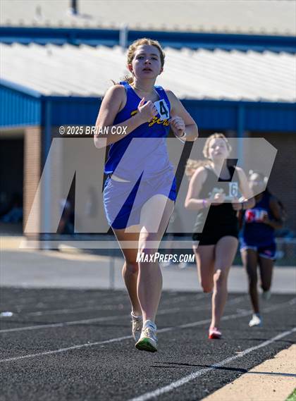 Thumbnail 3 in 5A East Conference Track Meet @ Mountain Home photogallery.
