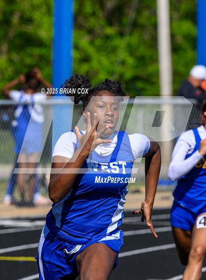 Thumbnail 1 in 5A East Conference Track Meet @ Mountain Home photogallery.
