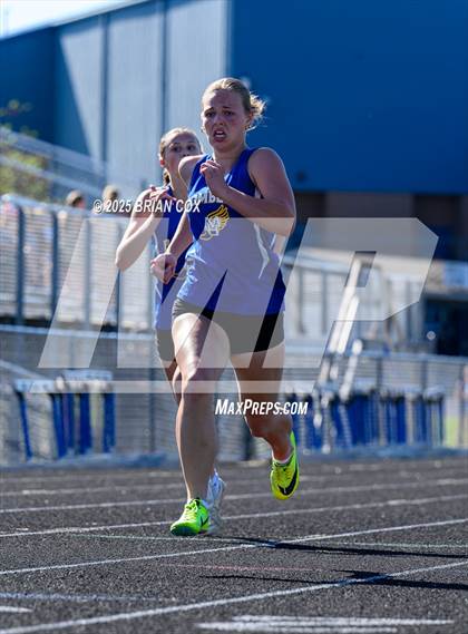 Thumbnail 2 in 5A East Conference Track Meet @ Mountain Home photogallery.